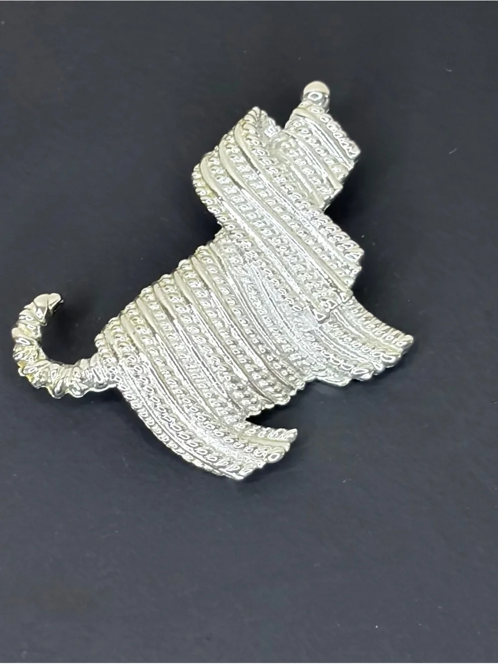Sarah Coventry Vintage Textured Silver-Tone Dog Brooch Pin
